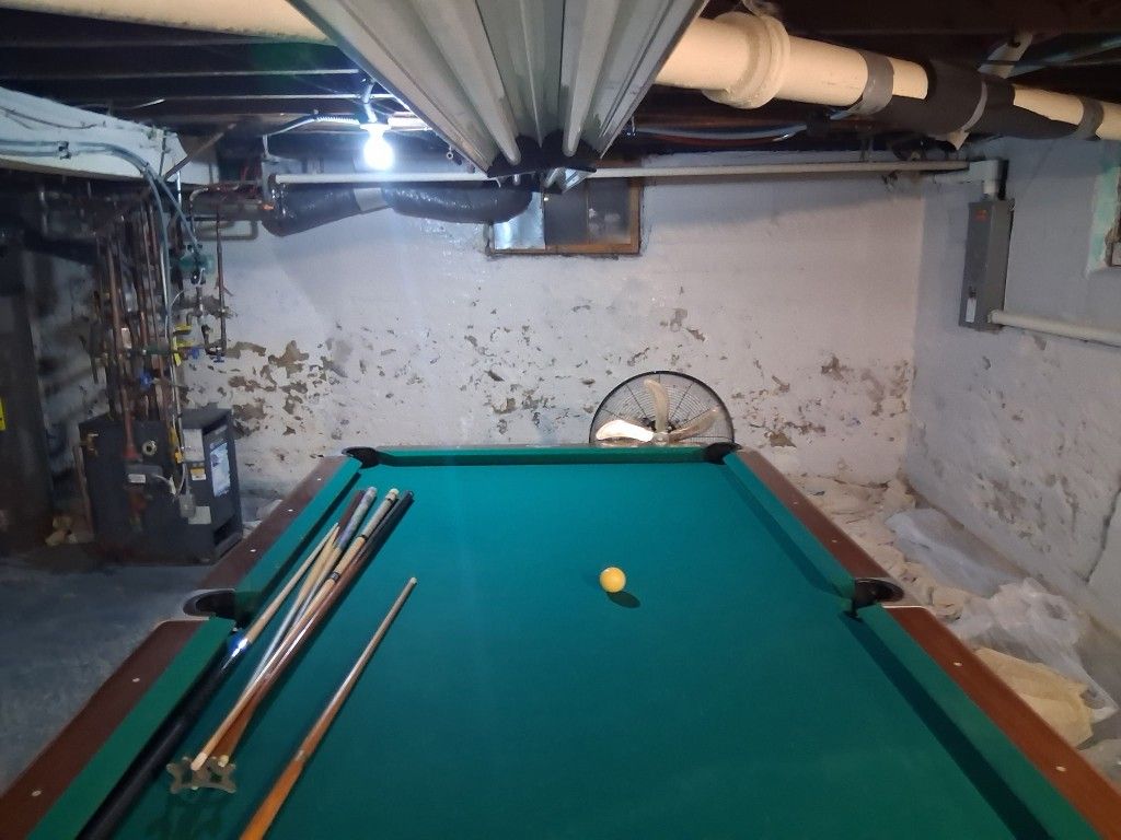 Full Size Pool Table