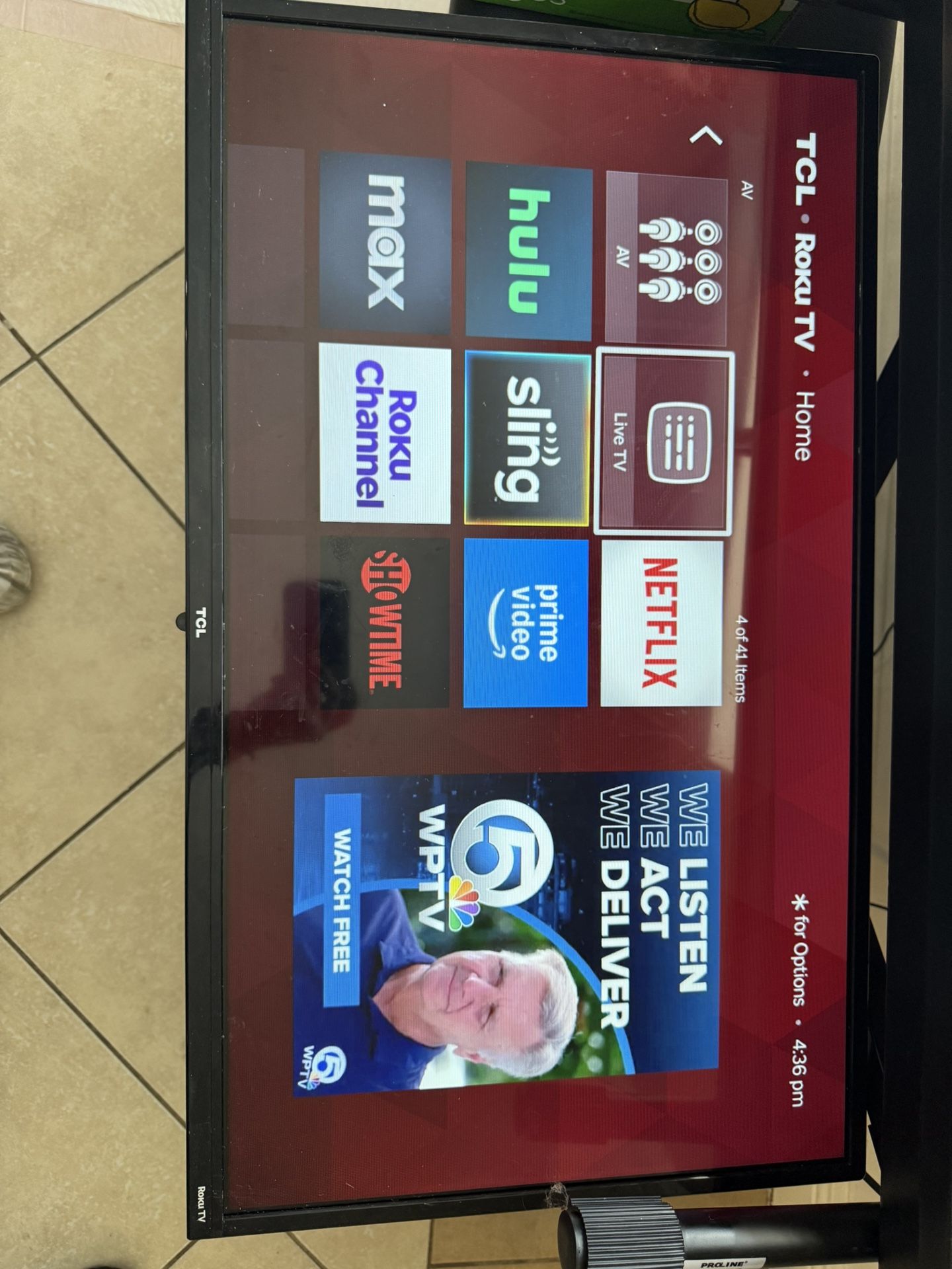 28 Inch Roku Smart Tv And 39 Inch