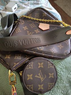 Louis Vuitton 