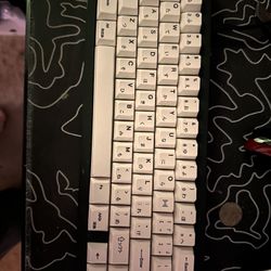 Gaming Keyboard Yunzii AL66 with Milk Switches