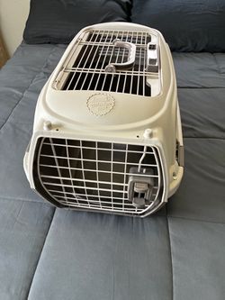 Whisker City Pet Carrier