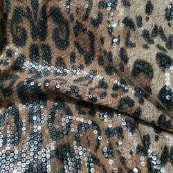 Iris Basic Skirt.   Size. M