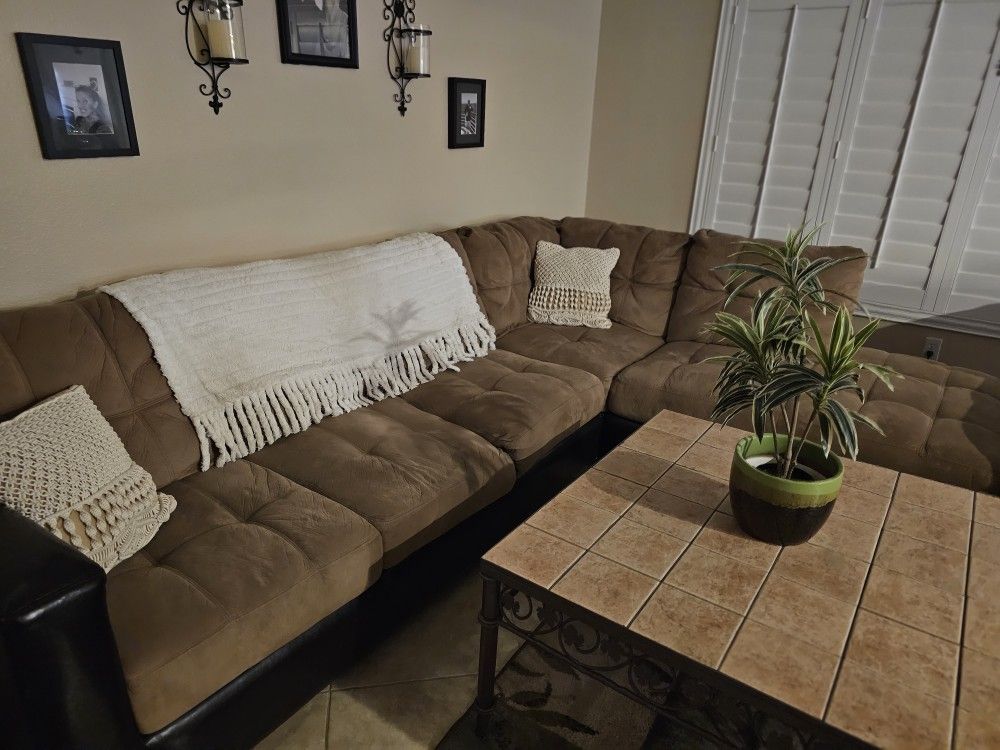 Sectional Sofa
