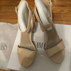 Heels Sz9.5 Nude By Dream Pairs Brand New Good Deal