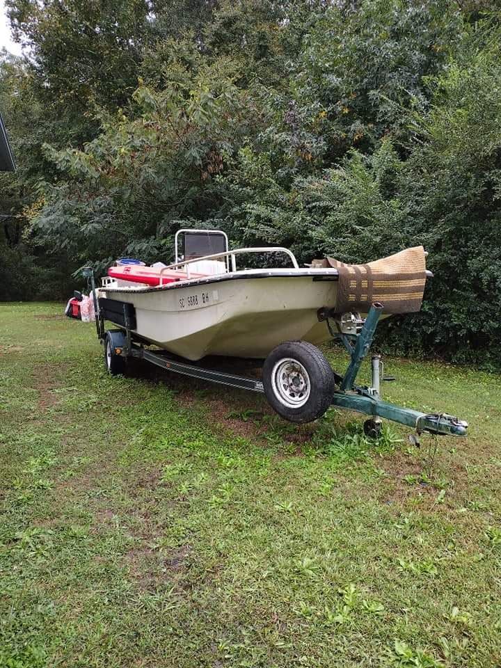 Carolina skiff