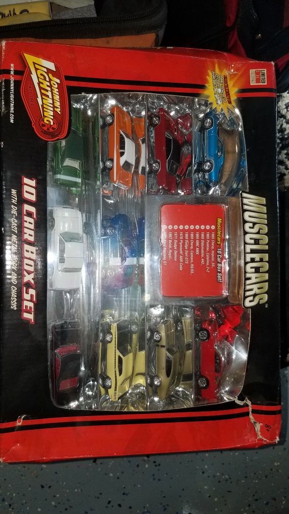 Johnny Lightning set