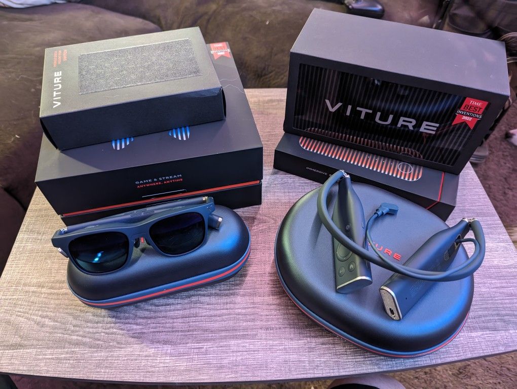 Viture One XR Glasses Ultimate Pack for Sale in Auburn, WA