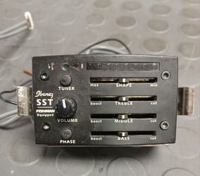 Ibanez SST Fishman preamp