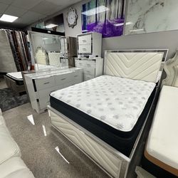 White Bedroom Set 