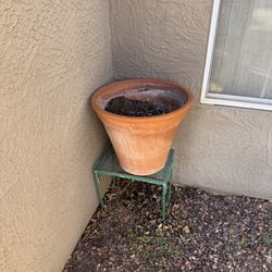 Free Pots And Stand