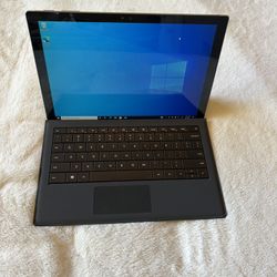 Microsoft Surface Pro 4 1724 i7-6650U 8GB RAM 256GB SSD 