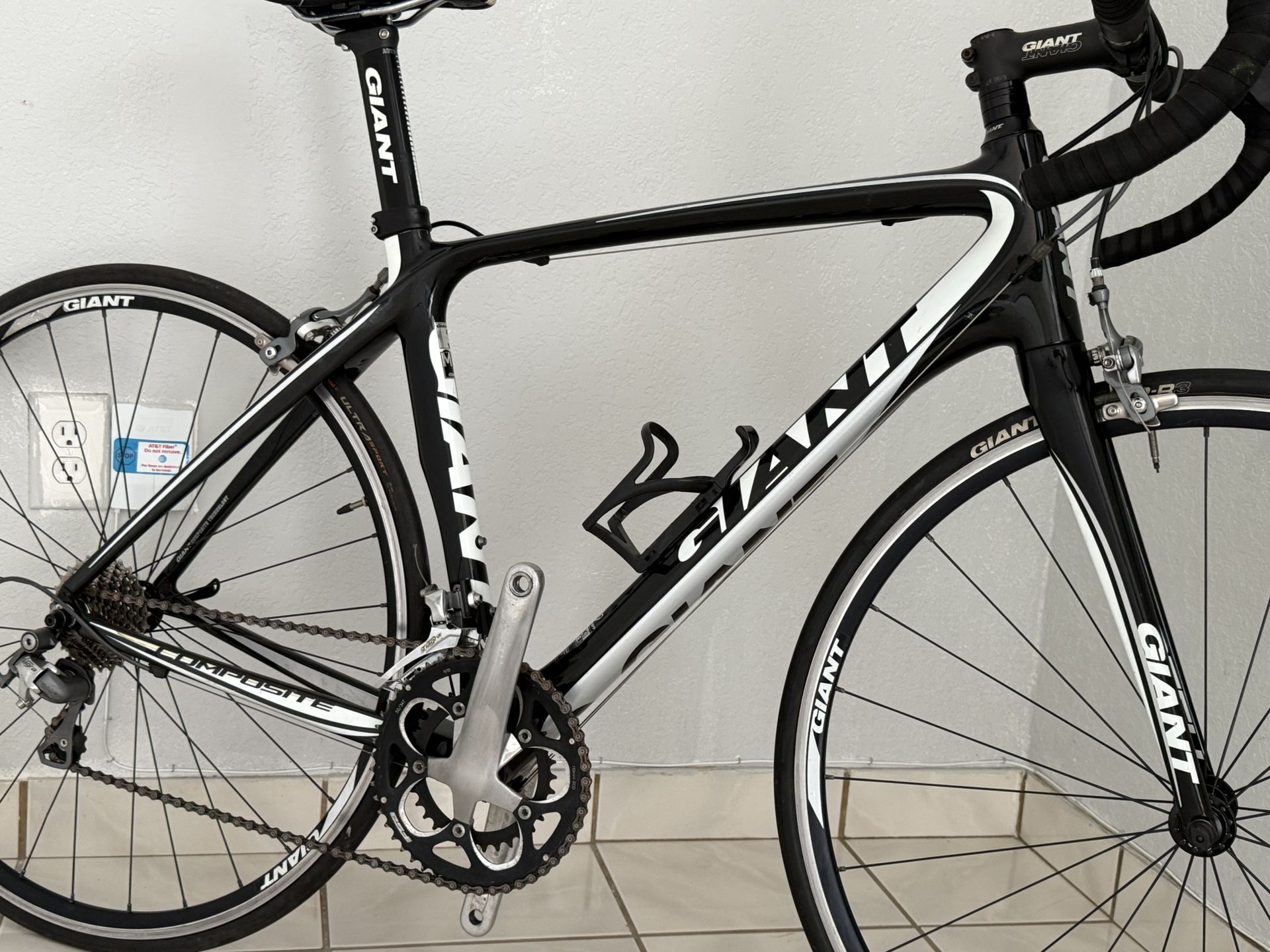 GIANT DEFY CARBON ROAD BIKE 🇹🇼(54) 