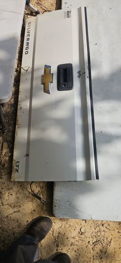 2014-2018 Chevy silverado tailgate