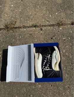 JORDAN 12 CHINESE NEW YEAR SZ 8.5/REPLACEMENT BOX