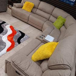 *Labor Day Event*---Alejandra Mocha Fabric Reclining Sectional Sofa---Delivery And Easy Financing Available 