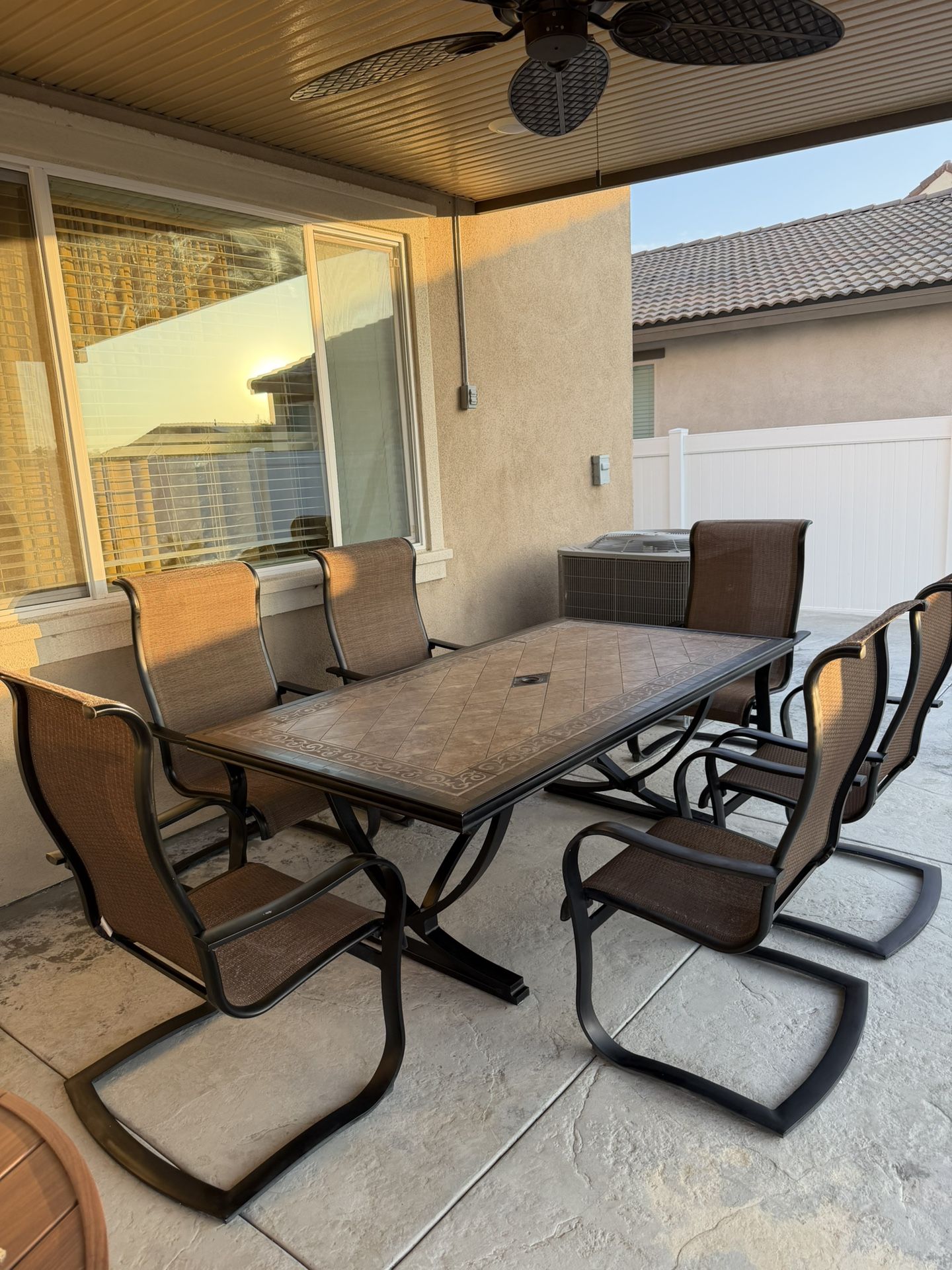 Outdoor Patio Dining Set 7 Pieces (Table + 6 Chairs).