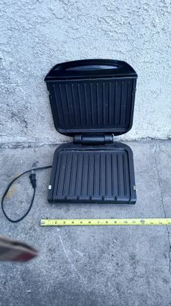 George Foreman 4-Serving Removable Plate Electric Grill and Panini Press