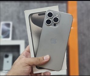 iPhone 15 pro max Unlocked / Liberado 😃