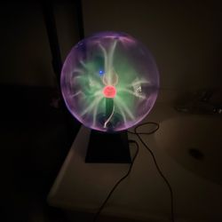 Plasma ball lamp