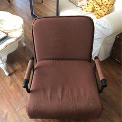 Chair Expands To A Cot
