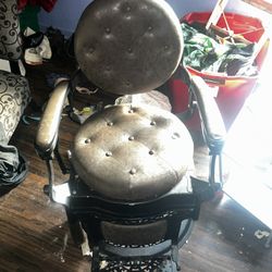 Barber Chair 