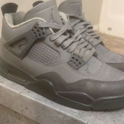 Jordan 4s