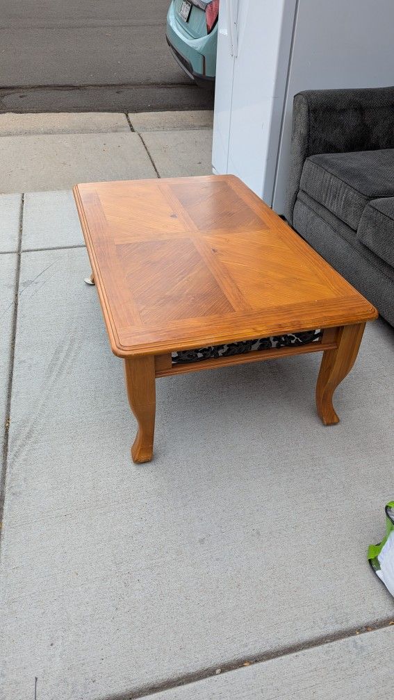 Clean Coffee Table
