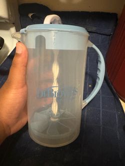 Formula dispenser by Dr.Brown