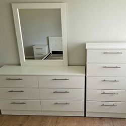Dresser Whit Mirror And Chest - Cómoda Con Espejo Y Gavetero 