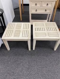 Assembled New 20 "W x 20 "D x 15.75 "H Set of 2 Outdoor Acacia Wood Side Table