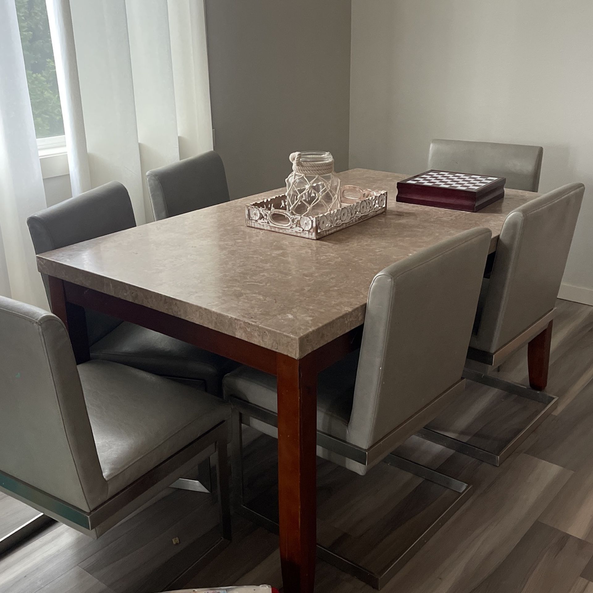 Kitchen Table And 6 Leather Chairs