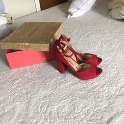 Women’s Shoes