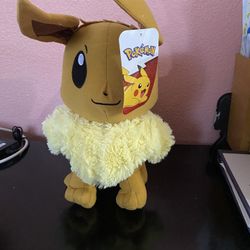 Pokémon 14” New Eevee Plush