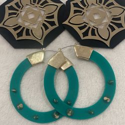 NICE LADIES EARRINGS $13.99 Each