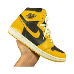 Nike Air Jordan 1 Retro Pollen Size 11 555088-701 OG With Box