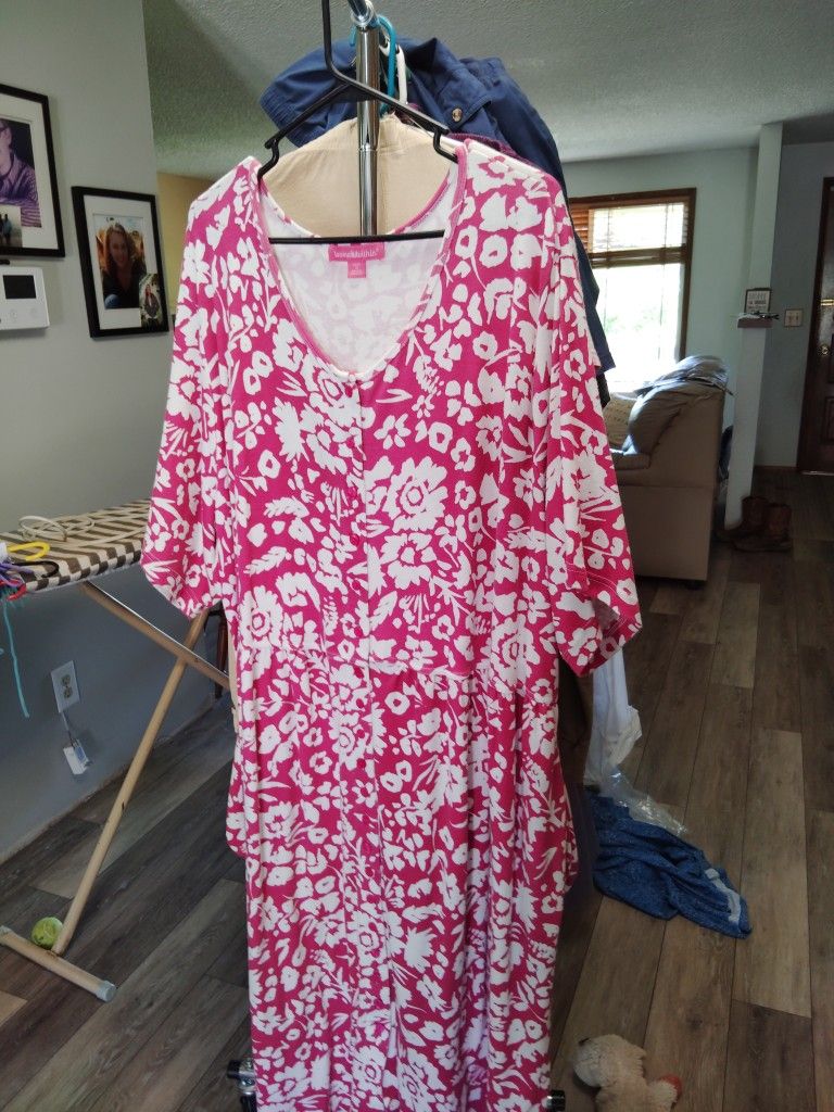 Dress Knit Pink / White Plus Size