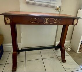 Console table/ entry table