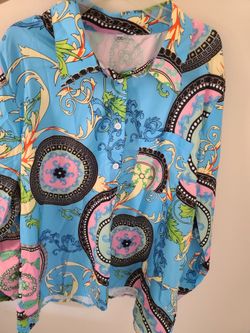 Women Baroque Floral Blouse Top Shirt adj Sleeves fits size Xl
