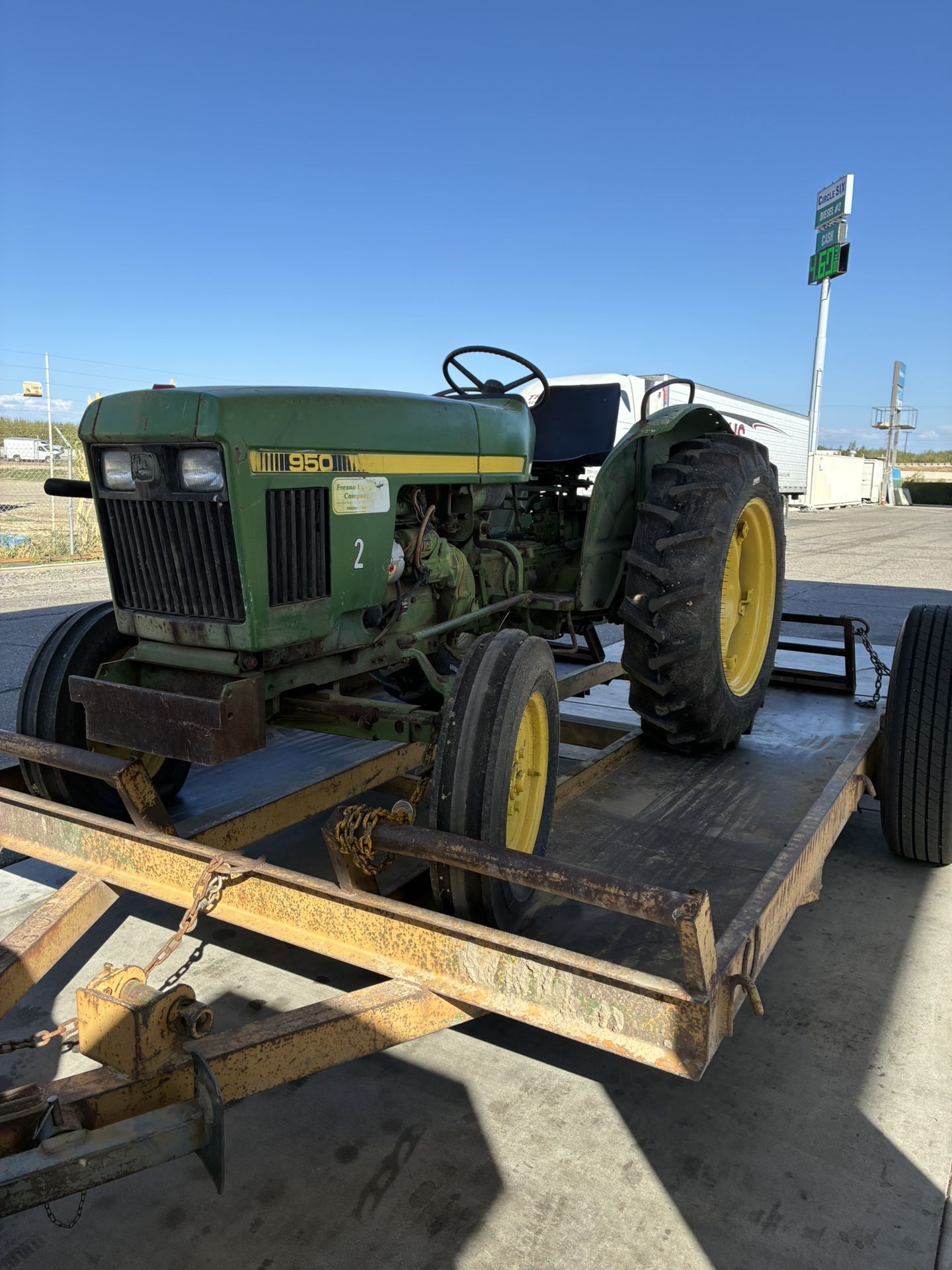 John Deere Tractor 950