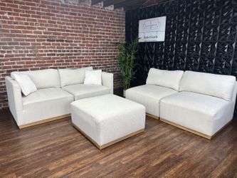 Delivery Available Henredon sofa couch set
