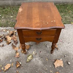 End Table With Drawer 