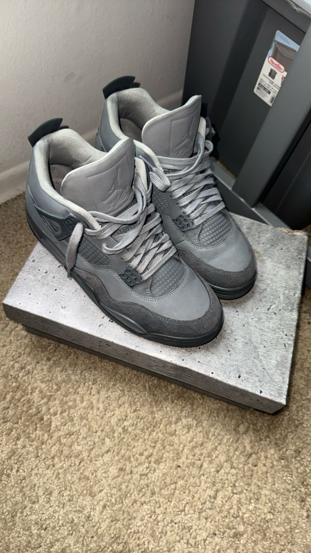 Wet Cement $150 Size 10
