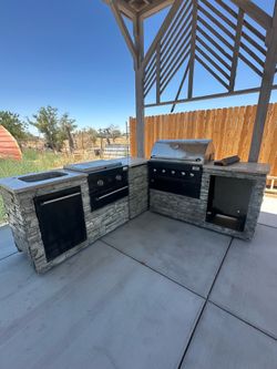 Outdoor kitchen