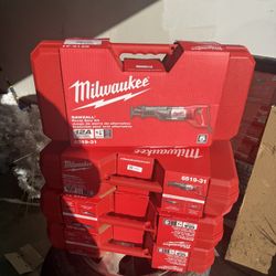 Milwaukee Tools 