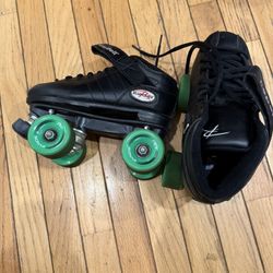 Reidell Roller Skates - Black With Green Wheels