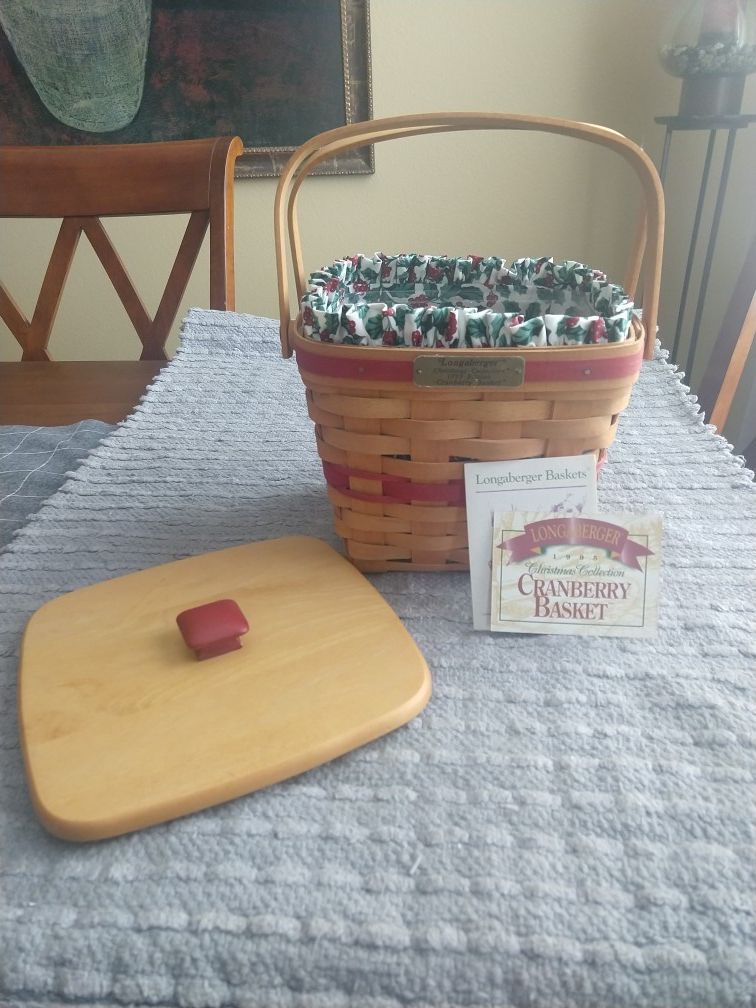 Longaberger 1995 Christmas Collection Cranberry basket