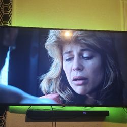 LG 65 Inch SMART TV LIKE NEW