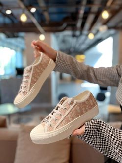 Dior Women’s Sneaker With Box 2026 New