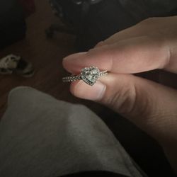 Pandora Ring