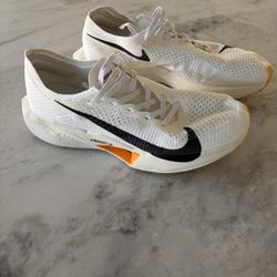 Nike Zoom Fly 3